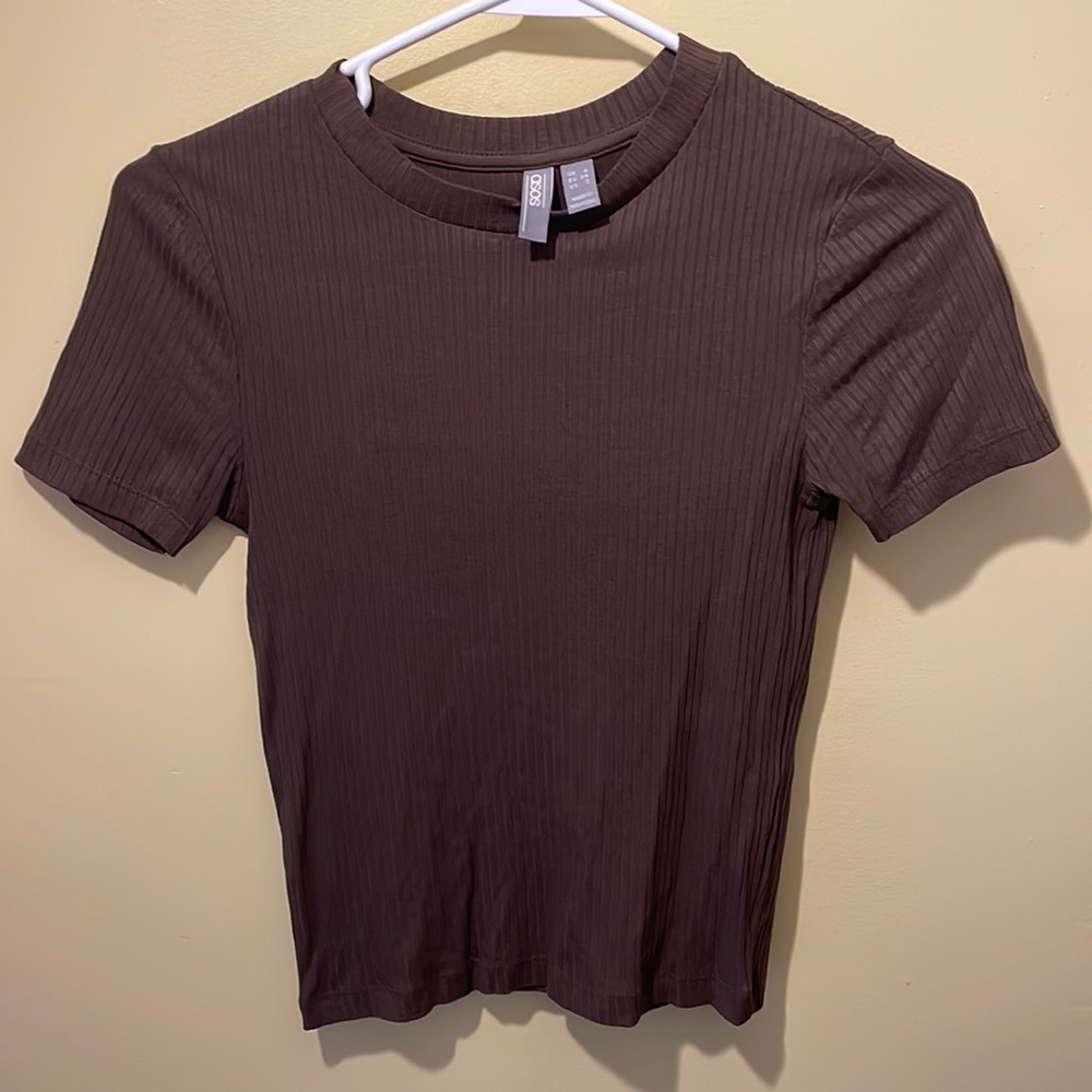 Brown Cropped Tee.